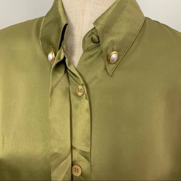 Vintage Olive Green Sleeveless Blouse (M) - Picture 4 of 8